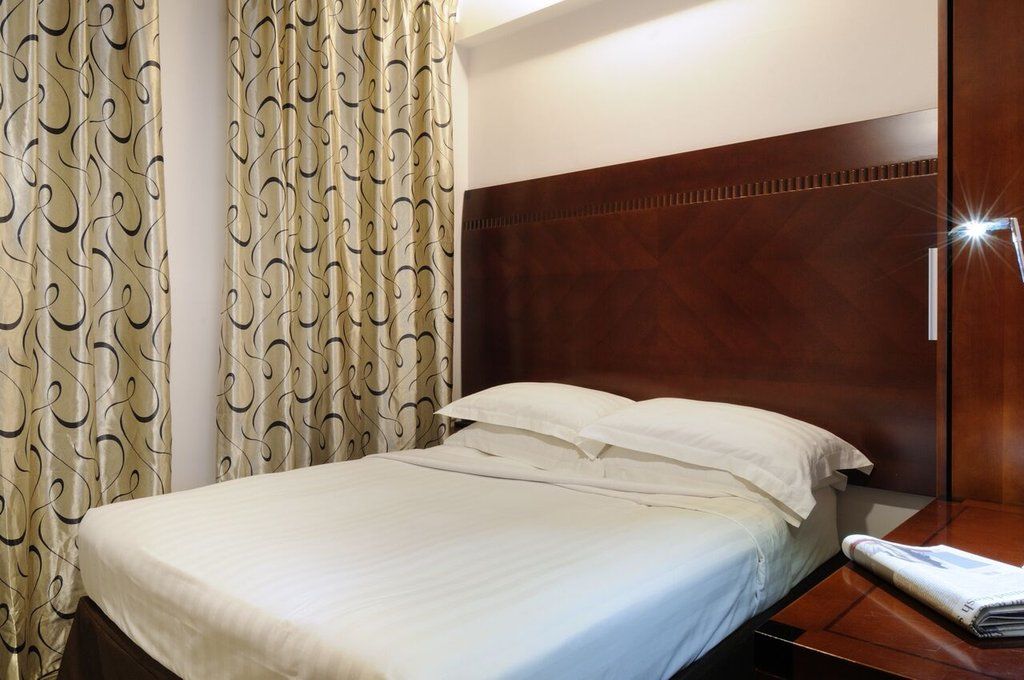 Khách sạn The Quay West Coast 3*